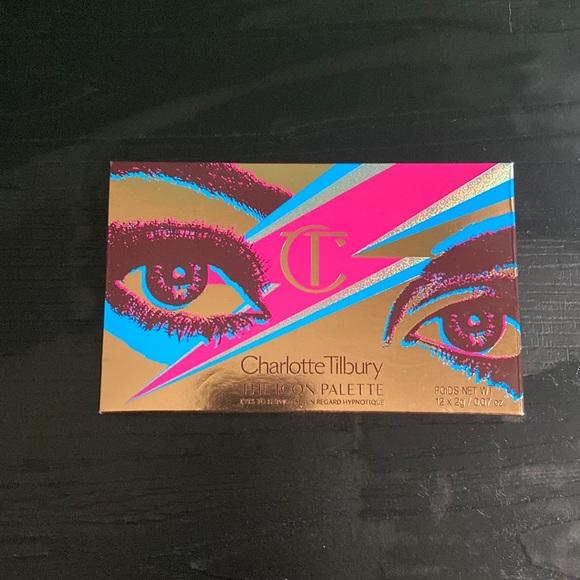 Charlotte Tilbury The Icon Palette - Picture 2 of 2